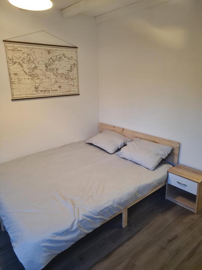 Logement Entier Situe A Taponnat Fleurignac. Eksteriør billede